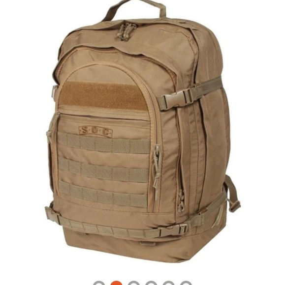 Backpack - Picture 3 of 4